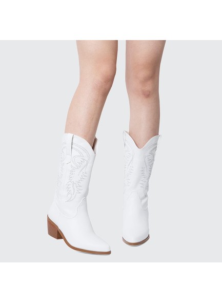 White Cowgirl Boots Embroidered Pointed Toe Cowboy BootsWide Calf Pull On Chunky Heel Western Boots